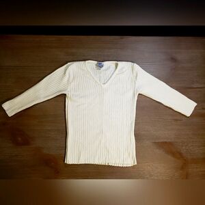 Vintage early 2000s Anchor Blue Medium Cream Colored Top
